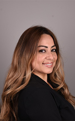 Lead dental assistant Maribel